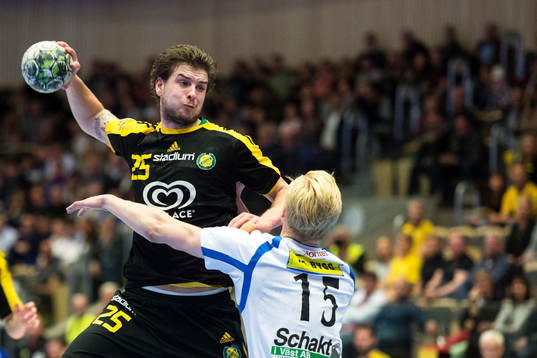 Sävehofs Olle Forsell-Schefvert och Redbergslids Simon