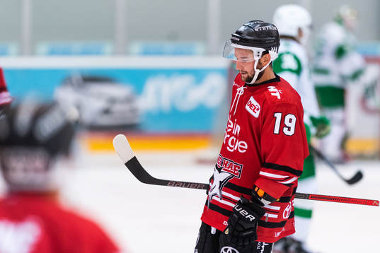 Kölns Jason Akeson