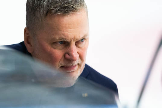s tränare Stephan Lundh deppar